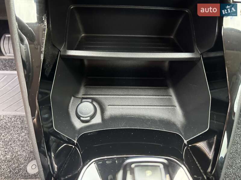 Внедорожник / Кроссовер Peugeot e-2008 2021 в Дрогобыче фото 63 Внедорожник / Кроссовер Peugeot e-2008 2021 в Дрогобыче