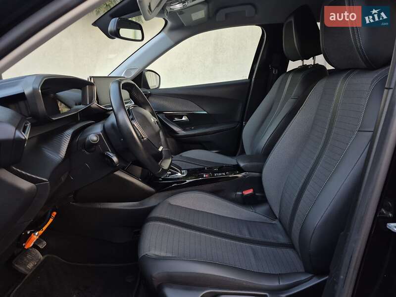 Внедорожник / Кроссовер Peugeot e-2008 2020 в Львове фото 37 Внедорожник / Кроссовер Peugeot e-2008 2020 в Львове