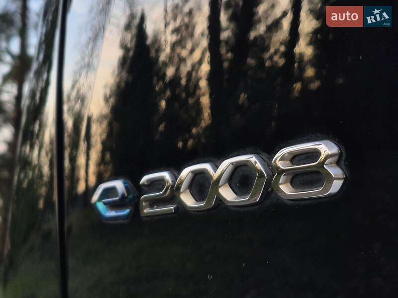 Внедорожник / Кроссовер Peugeot e-2008 2020 в Львове фото 46 Внедорожник / Кроссовер Peugeot e-2008 2020 в Львове
