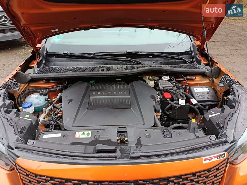 Внедорожник / Кроссовер Peugeot e-2008 2020 в Дубно