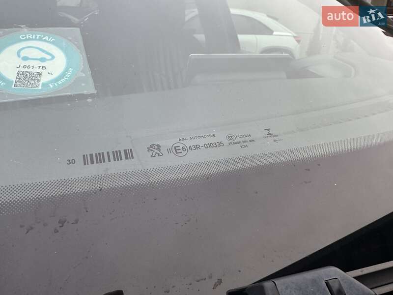 Внедорожник / Кроссовер Peugeot e-2008 2020 в Дрогобыче