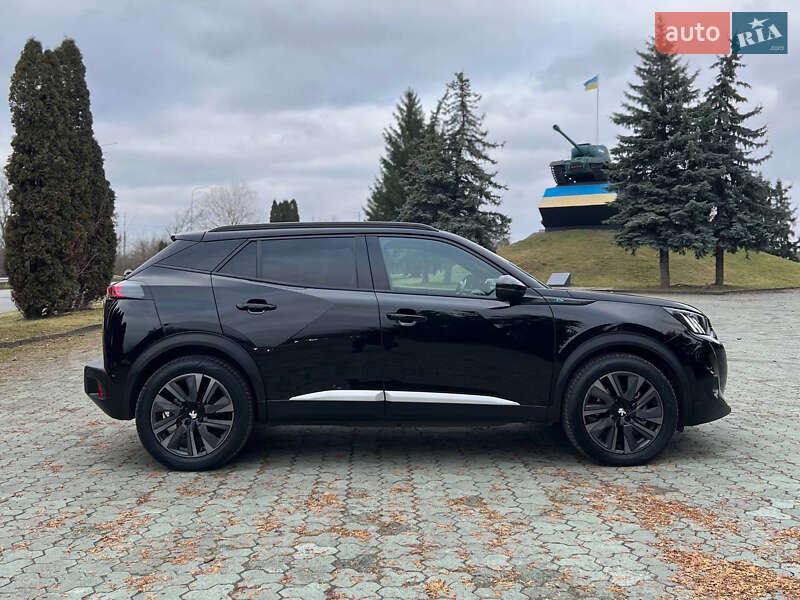 Внедорожник / Кроссовер Peugeot e-2008 2022 в Ровно