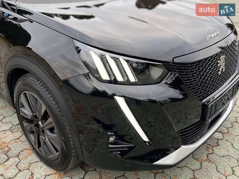 Внедорожник / Кроссовер Peugeot e-2008 2022 в Ровно