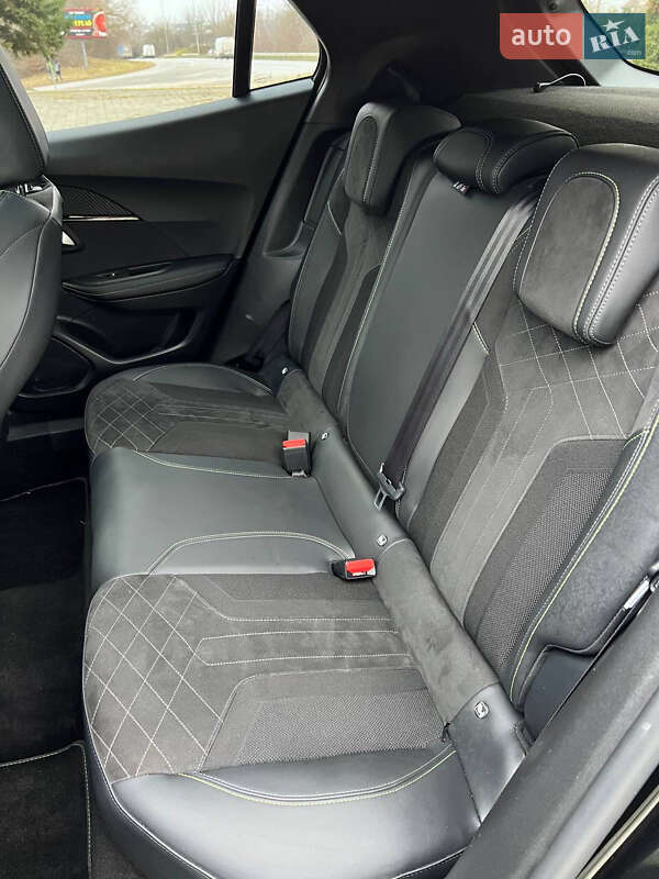 Внедорожник / Кроссовер Peugeot e-2008 2022 в Ровно