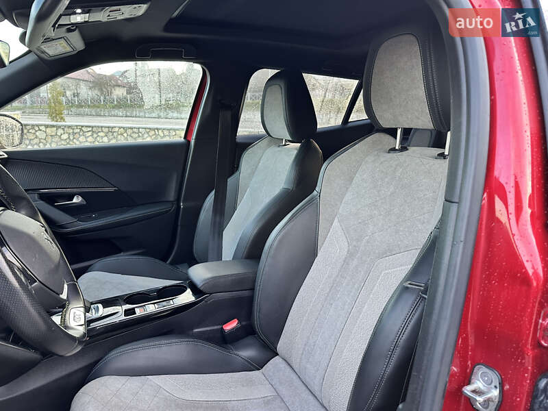 Внедорожник / Кроссовер Peugeot e-2008 2021 в Волочиске