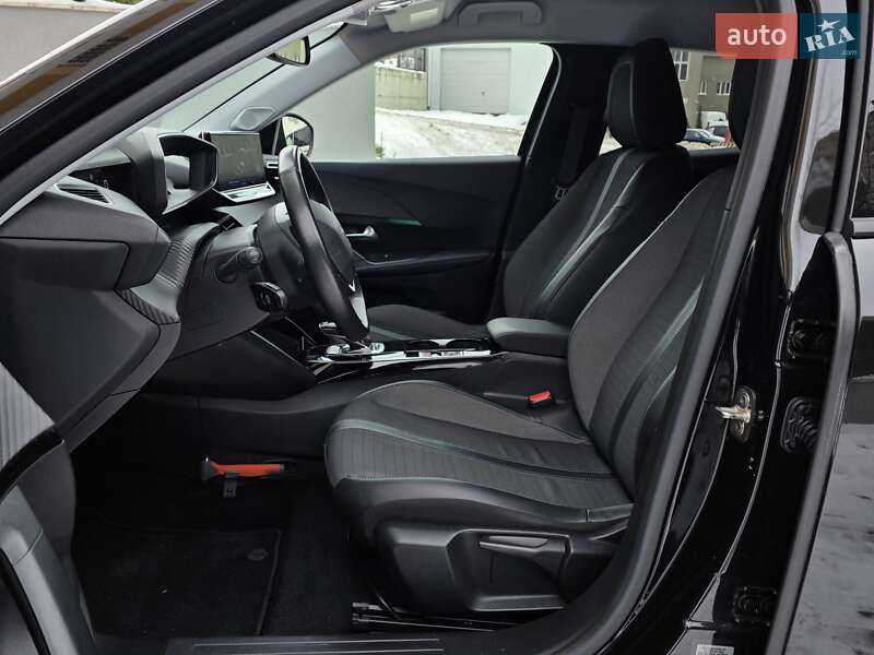 Внедорожник / Кроссовер Peugeot e-2008 2020 в Тернополе