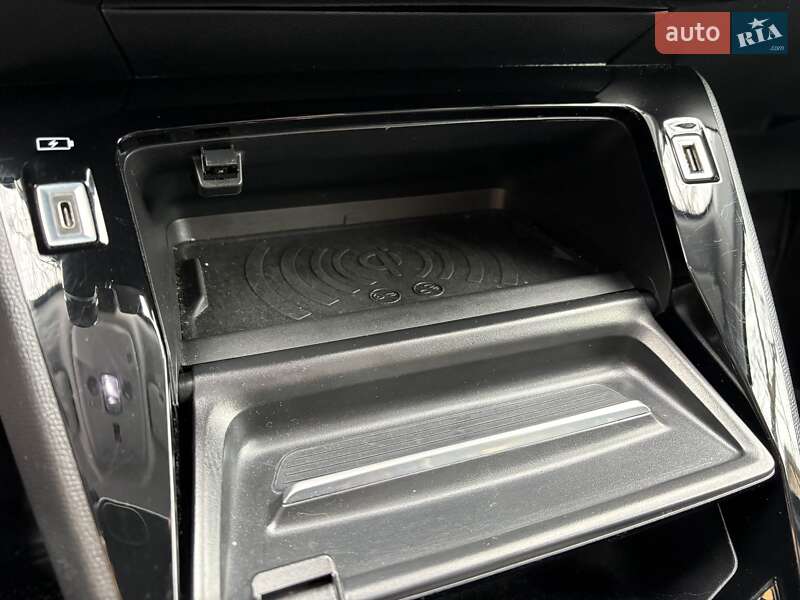 Внедорожник / Кроссовер Peugeot e-2008 2021 в Дрогобыче