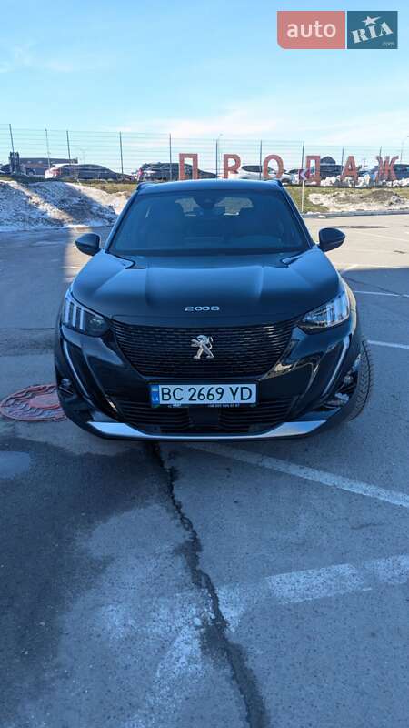 Внедорожник / Кроссовер Peugeot e-2008 2022 в Львове