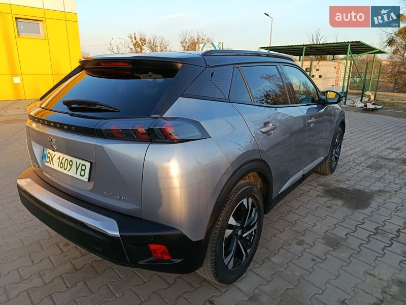 Внедорожник / Кроссовер Peugeot e-2008 2020 в Дубно