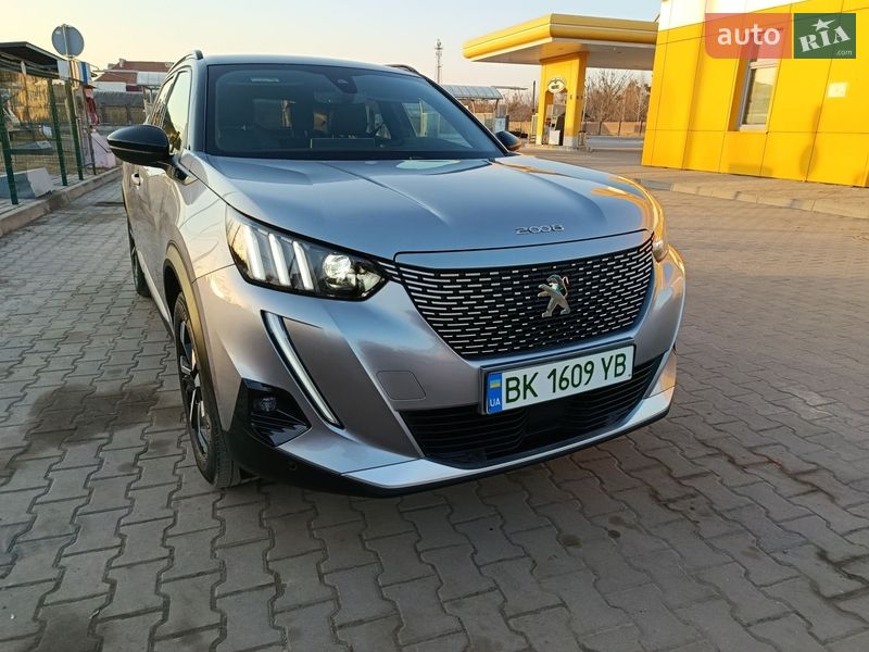 Внедорожник / Кроссовер Peugeot e-2008 2020 в Дубно