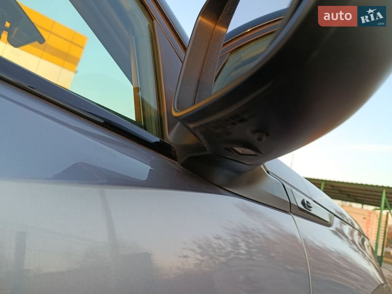 Внедорожник / Кроссовер Peugeot e-2008 2020 в Дубно