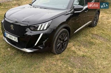 Позашляховик / Кросовер Peugeot e-2008 2022 в Львові