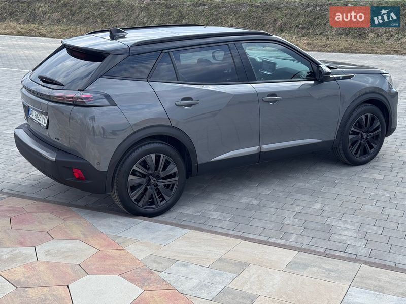 Внедорожник / Кроссовер Peugeot e-2008 2024 в Львове