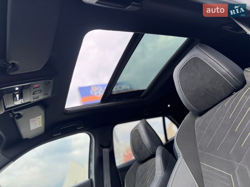 Внедорожник / Кроссовер Peugeot e-2008 2024 в Львове