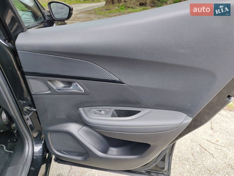 Внедорожник / Кроссовер Peugeot e-2008 2020 в Софиевской Борщаговке фото 15 Внедорожник / Кроссовер Peugeot e-2008 2020 в Софиевской Борщаговке