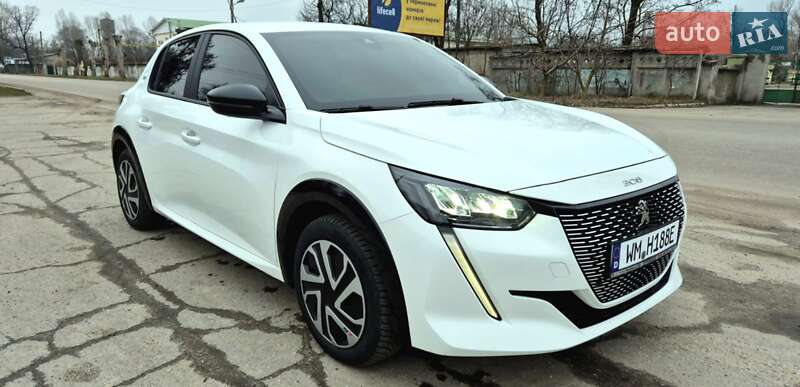 Хетчбек Peugeot e-208 2023 в Жовтих Водах