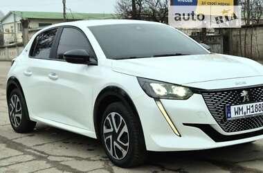 Хэтчбек Peugeot e-208 2023 в Желтых Водах