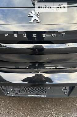 Хэтчбек Peugeot e-208 2019 в Ровно