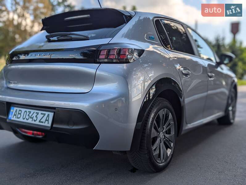 Хэтчбек Peugeot e-208 2021 в Немирове