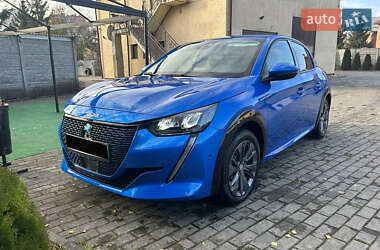 Хэтчбек Peugeot e-208 2021 в 