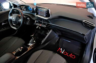 Хэтчбек Peugeot e-208 2021 в 