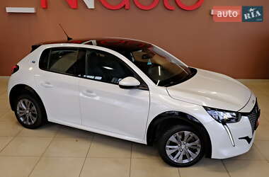 Хэтчбек Peugeot e-208 2021 в 