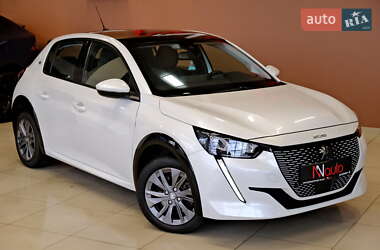 Хэтчбек Peugeot e-208 2021 в 
