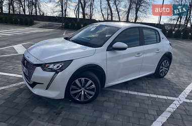 Хетчбек Peugeot e-208 2020 в 