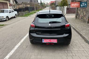 Хэтчбек Peugeot e-208 2021 в 