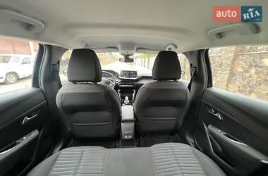 Хэтчбек Peugeot e-208 2021 в 
