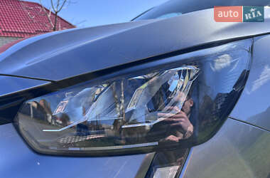 Хэтчбек Peugeot e-208 2022 в 