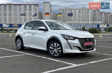 Хэтчбек Peugeot e-208 2020 в Киеве