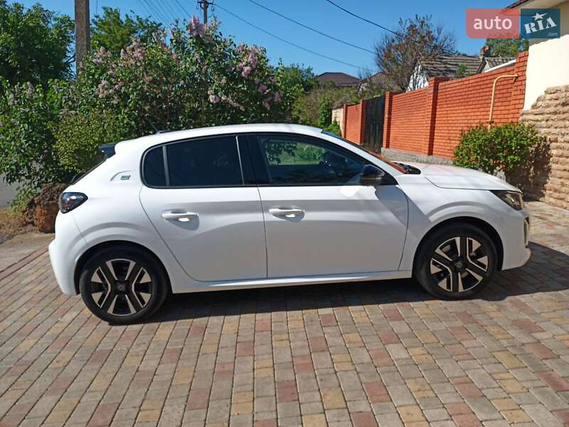 Хэтчбек Peugeot e-208 2024 в Одессе фото 5 Хэтчбек Peugeot e-208 2024 в Одессе