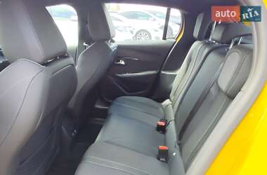 Хэтчбек Peugeot e-208 2021 в 