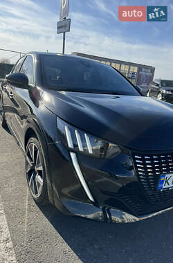 Хэтчбек Peugeot e-208 2022 в Киеве