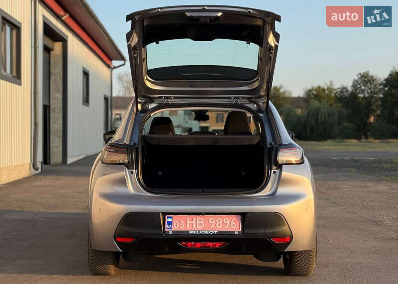 Хетчбек Peugeot e-208 2024 в Києві