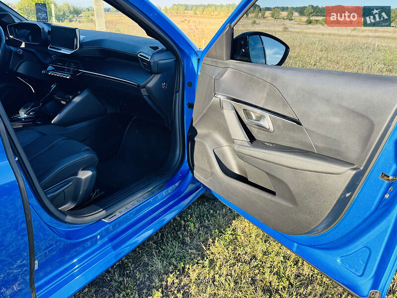 Хэтчбек Peugeot e-208 2020 в Ромнах