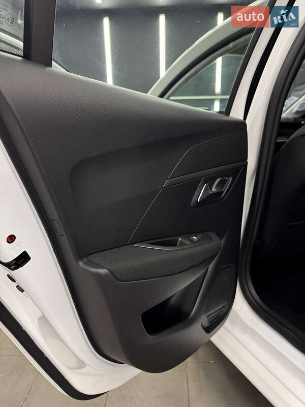 Хэтчбек Peugeot e-208 2021 в Коломые