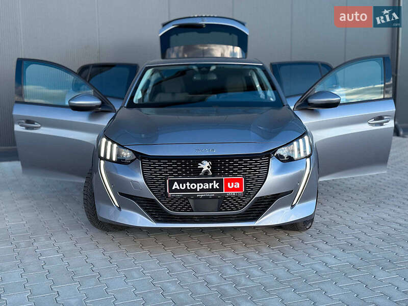Хэтчбек Peugeot e-208 2019 в Львове