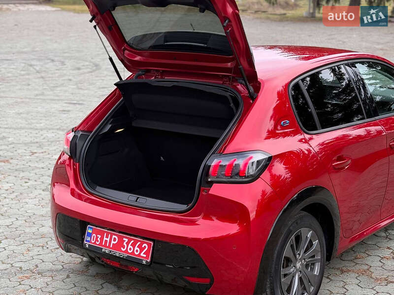 Хетчбек Peugeot e-208 2022 в Рівному фото 32 Хетчбек Peugeot e-208 2022 в Рівному