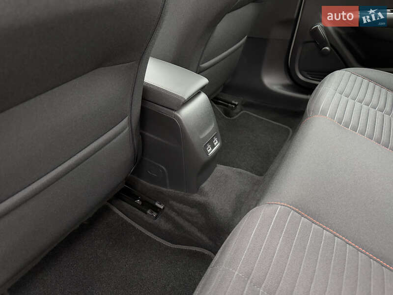 Хэтчбек Peugeot e-208 2020 в Виннице фото 39 Хэтчбек Peugeot e-208 2020 в Виннице
