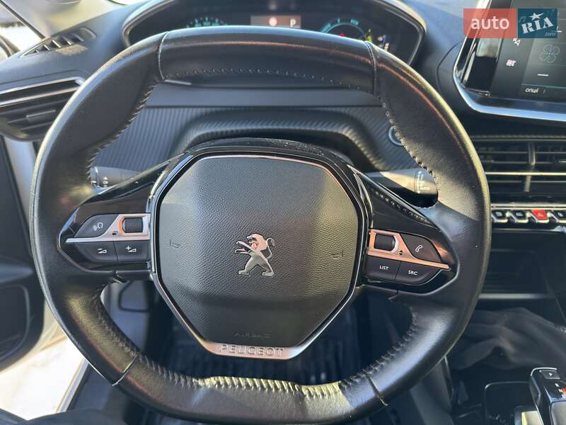 Хэтчбек Peugeot e-208 2020 в Полтаве фото 4 Хэтчбек Peugeot e-208 2020 в Полтаве