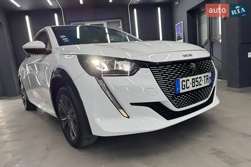 Peugeot e-208 2021 VIN VR3UHZKXZMT080126 фото оголошення 13 з 46