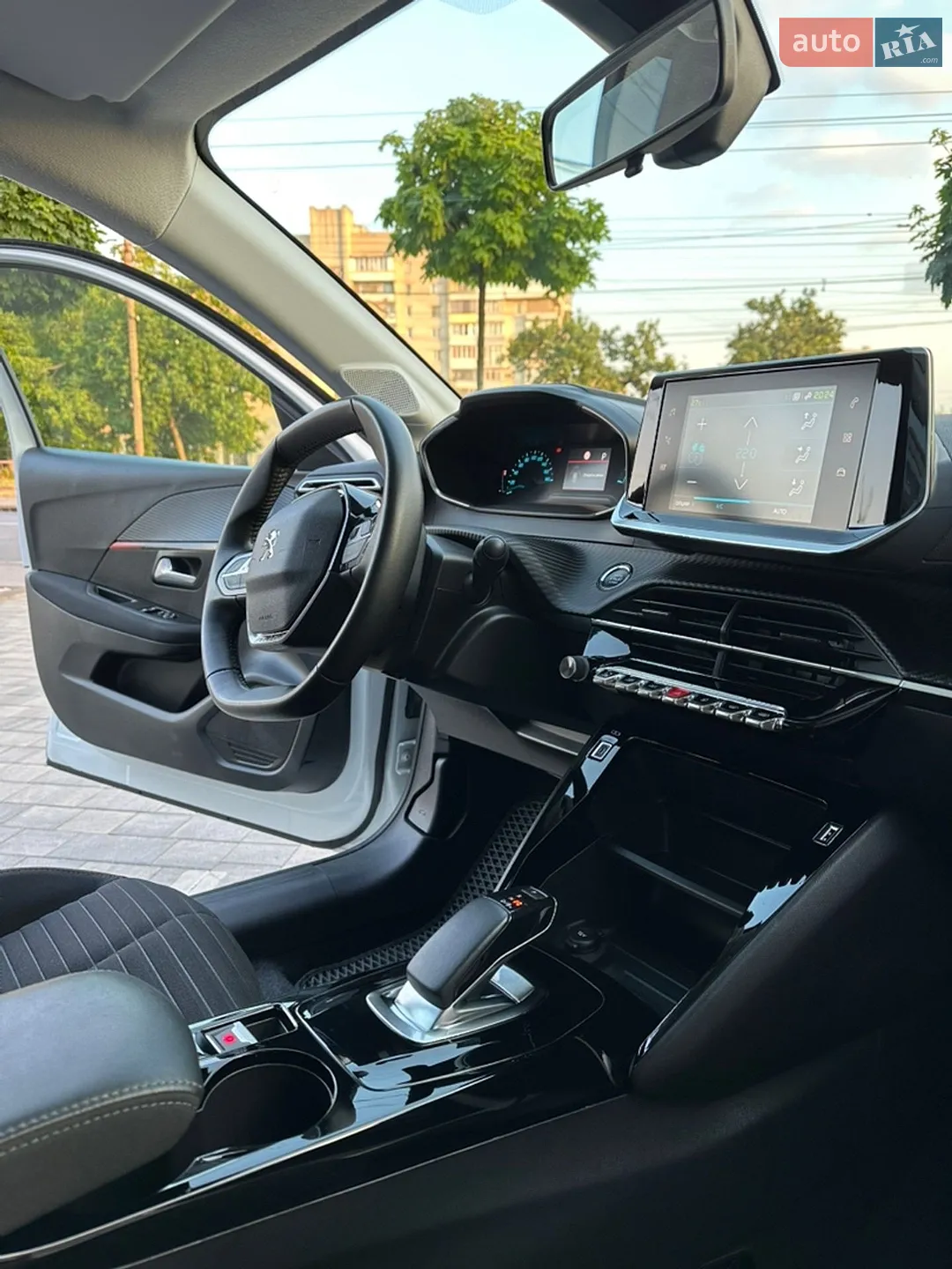 2020 Peugeot 208 - мініатюра 17