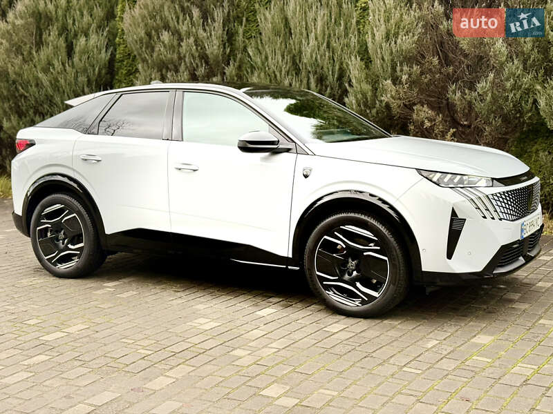 Внедорожник / Кроссовер Peugeot e-3008 2024 в Самборе