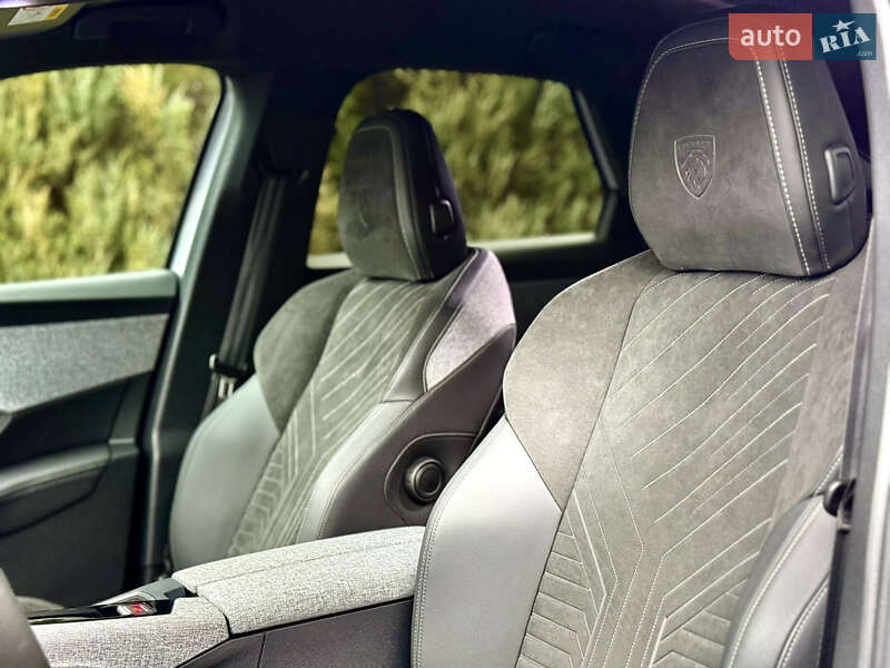 Внедорожник / Кроссовер Peugeot e-3008 2024 в Самборе