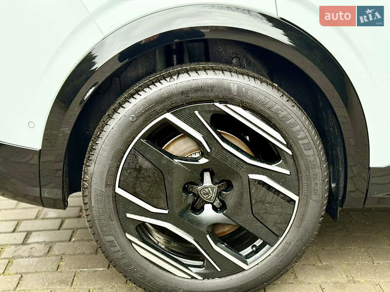 Внедорожник / Кроссовер Peugeot e-3008 2024 в Самборе