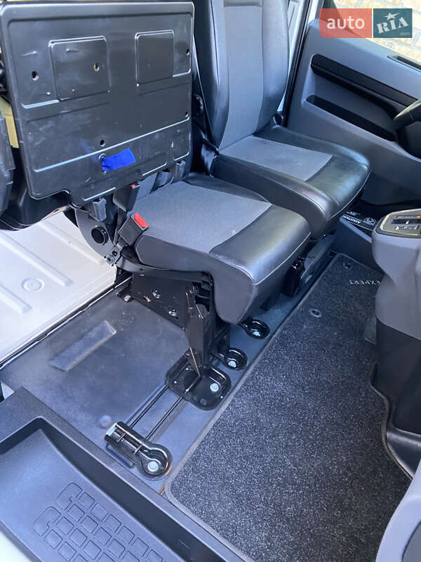 Вантажний фургон Peugeot e-Expert 2022 в Києві