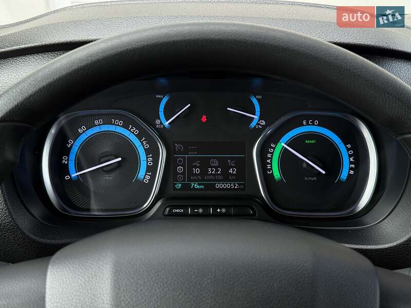 Грузовой фургон Peugeot e-Expert 2024 в Луцке