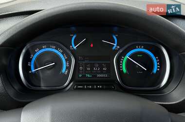 Вантажний фургон Peugeot e-Expert 2024 в 